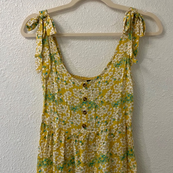 Yellow Floral Dress - Picture 1 of 4